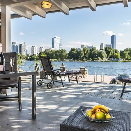 Ajo Vienna Beach - Contactless Check-In Екстериор снимка