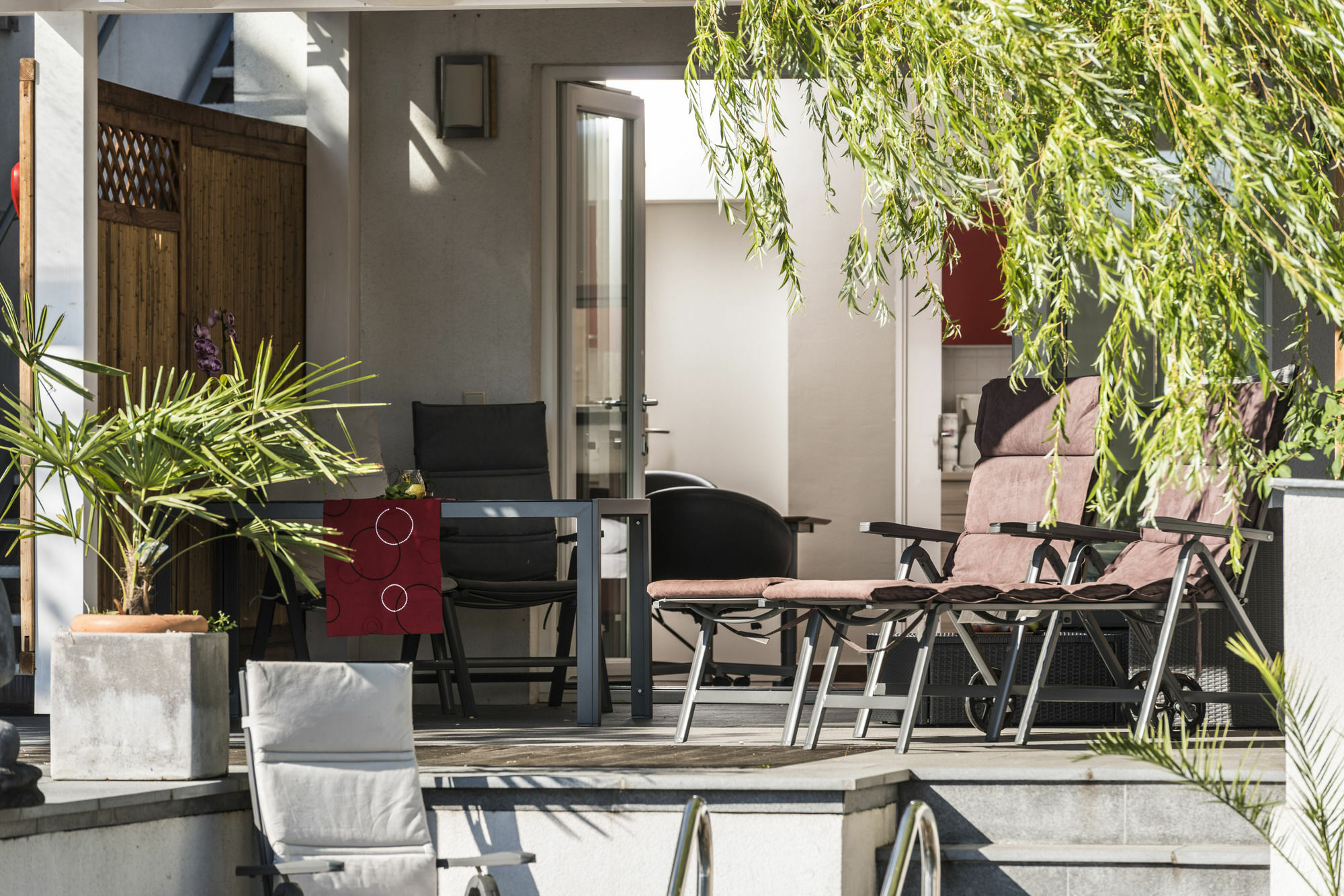 Ajo Vienna Beach - Contactless Check-In Екстериор снимка