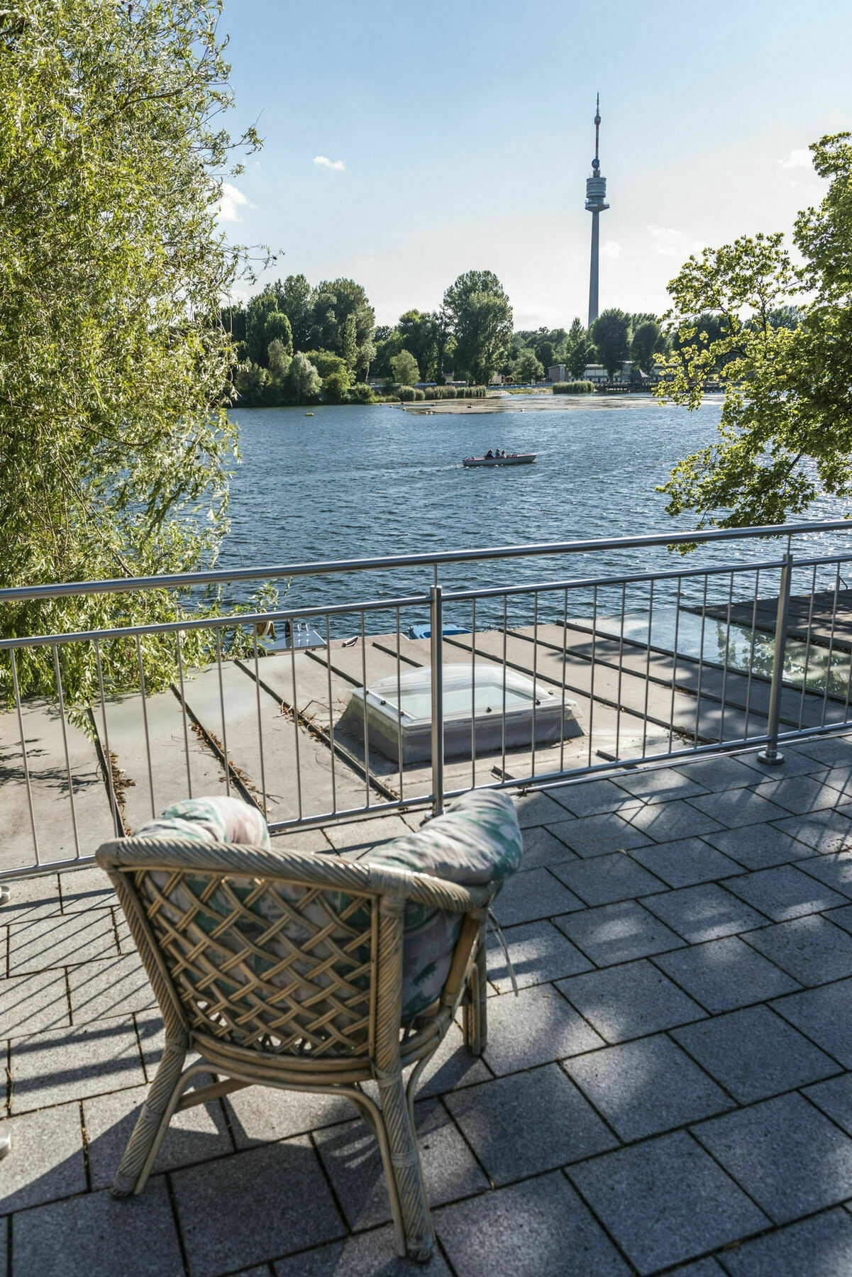 Ajo Vienna Beach - Contactless Check-In Екстериор снимка